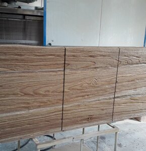 credenza con ante in legno olmo grezzo taglio tronco credenza con ante in legno olmo grezzo taglio tronco